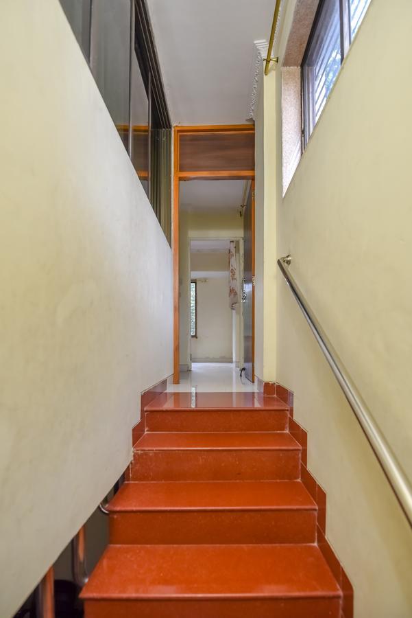 נאווי מומבאי Comfortable Living מראה חיצוני תמונה